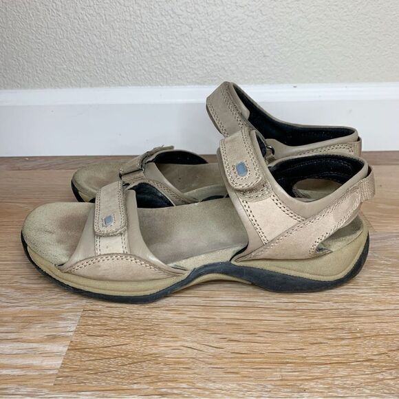Soft Shoe by Medicus Sand Adjustable Strap Sandals - Picture 4 of 12
